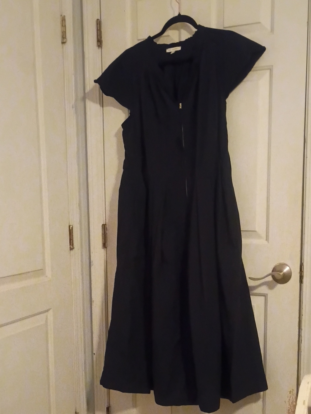 Elegant Free Assembly Maxi Dress with Cap Sleeves